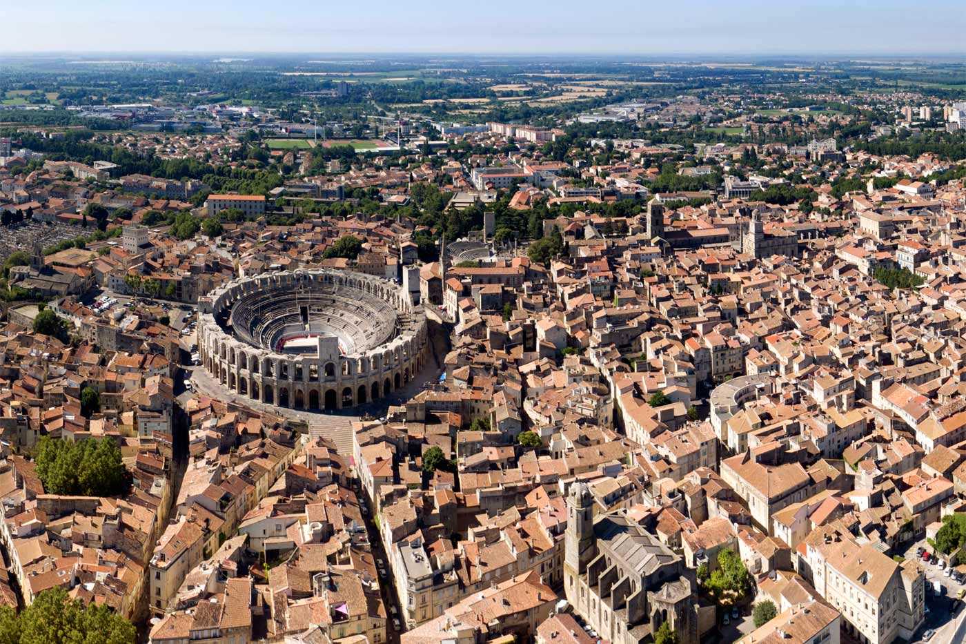 arles city tour